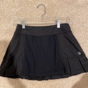 black pleated tennis skirt